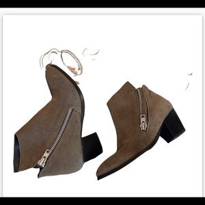 Matisse brown leather suede boots
